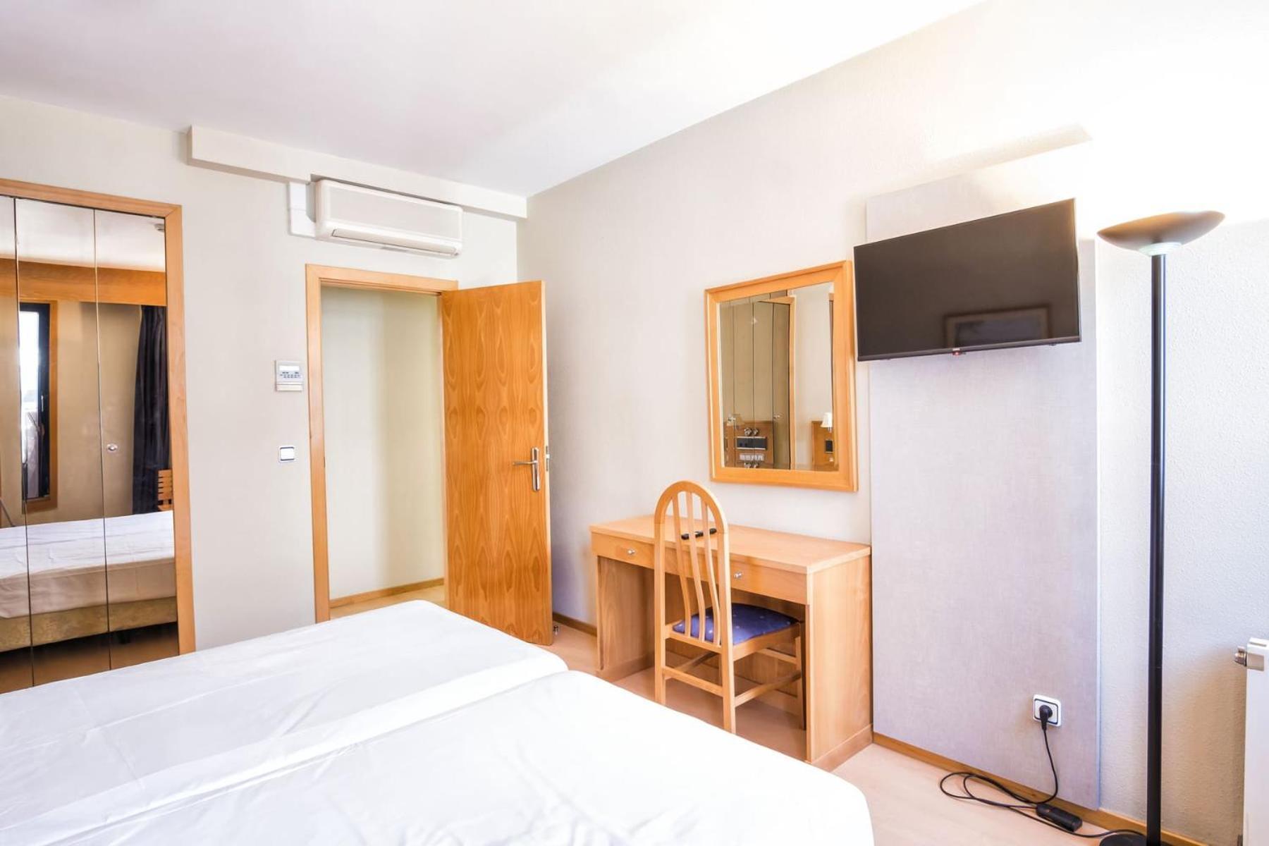 Hotel Alda Castelao Вилагарсия де Ароуса Екстериор снимка