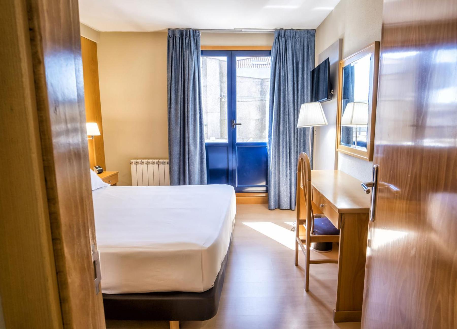 Hotel Alda Castelao Вилагарсия де Ароуса Екстериор снимка