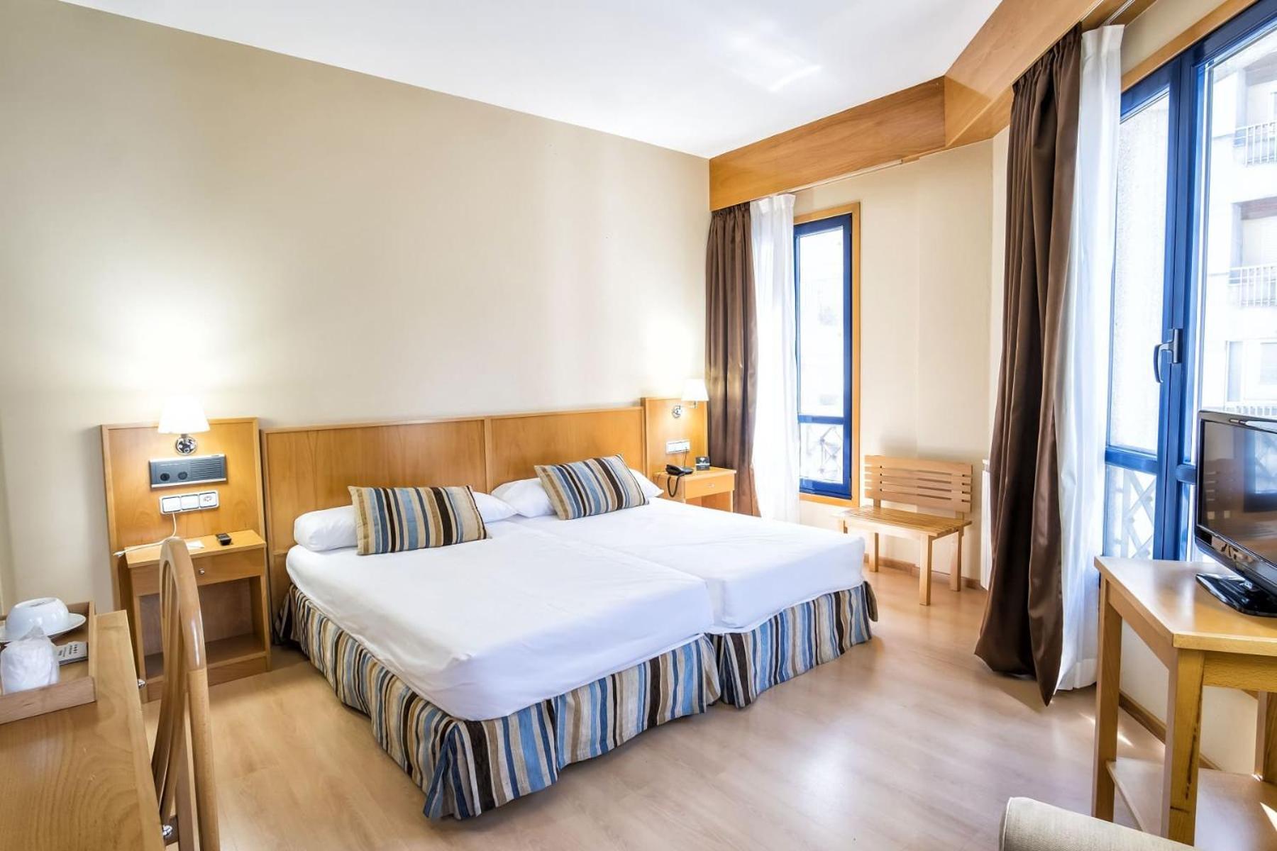 Hotel Alda Castelao Вилагарсия де Ароуса Екстериор снимка