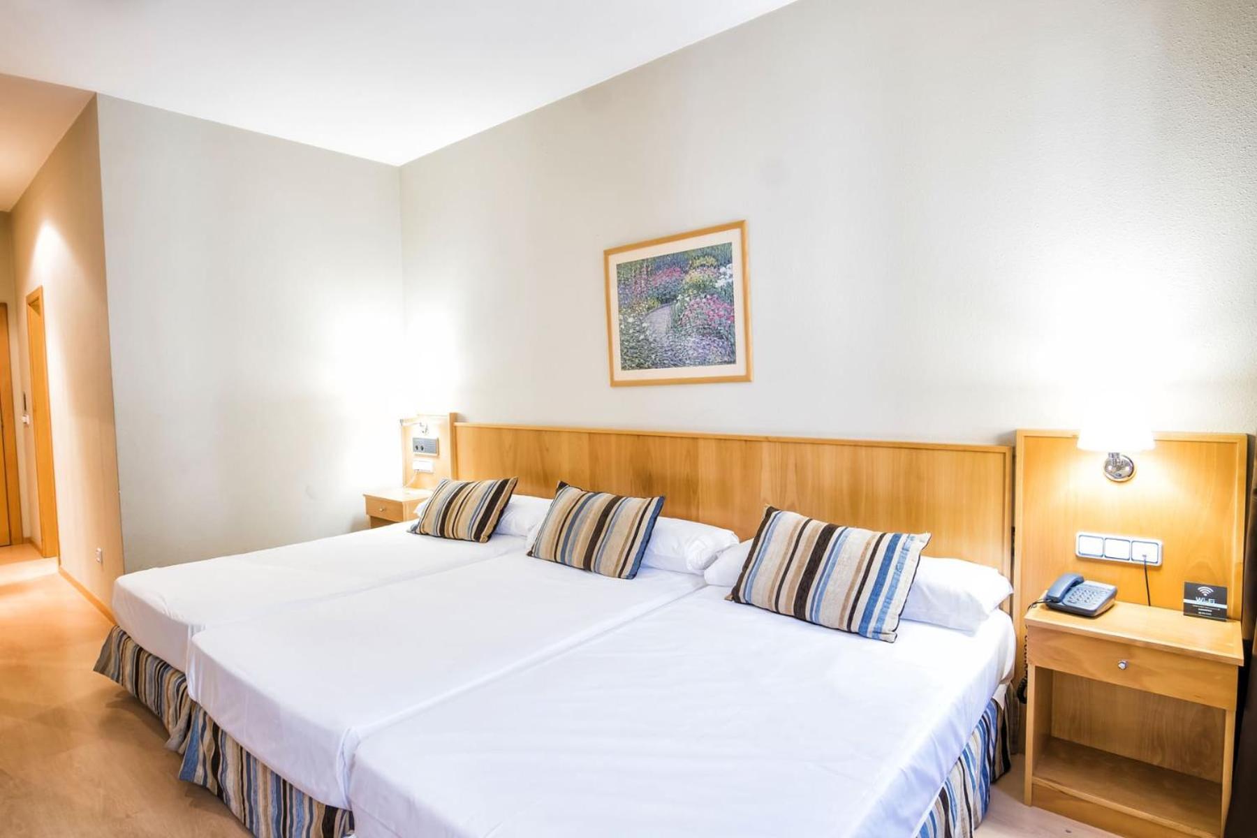 Hotel Alda Castelao Вилагарсия де Ароуса Екстериор снимка