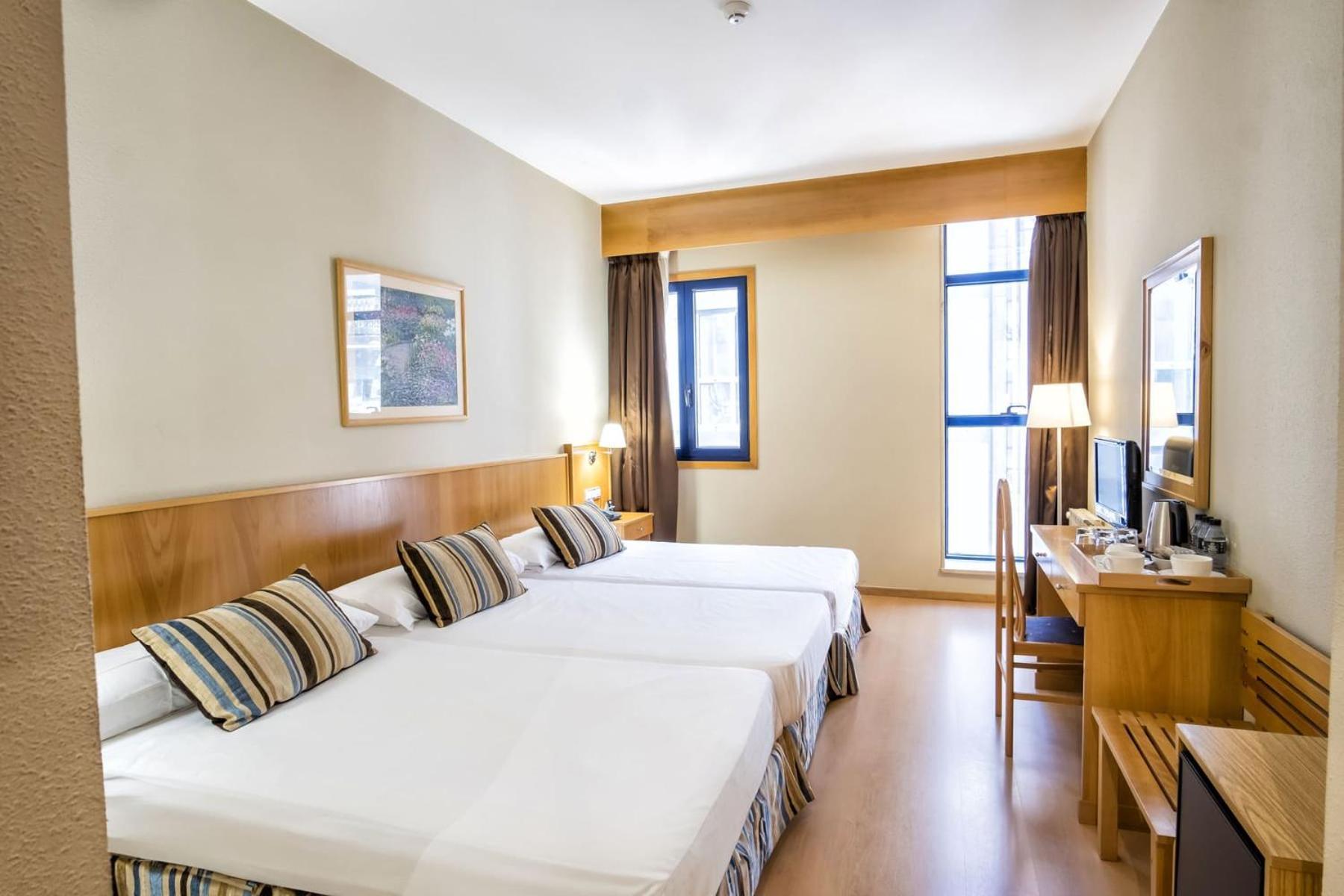 Hotel Alda Castelao Вилагарсия де Ароуса Екстериор снимка