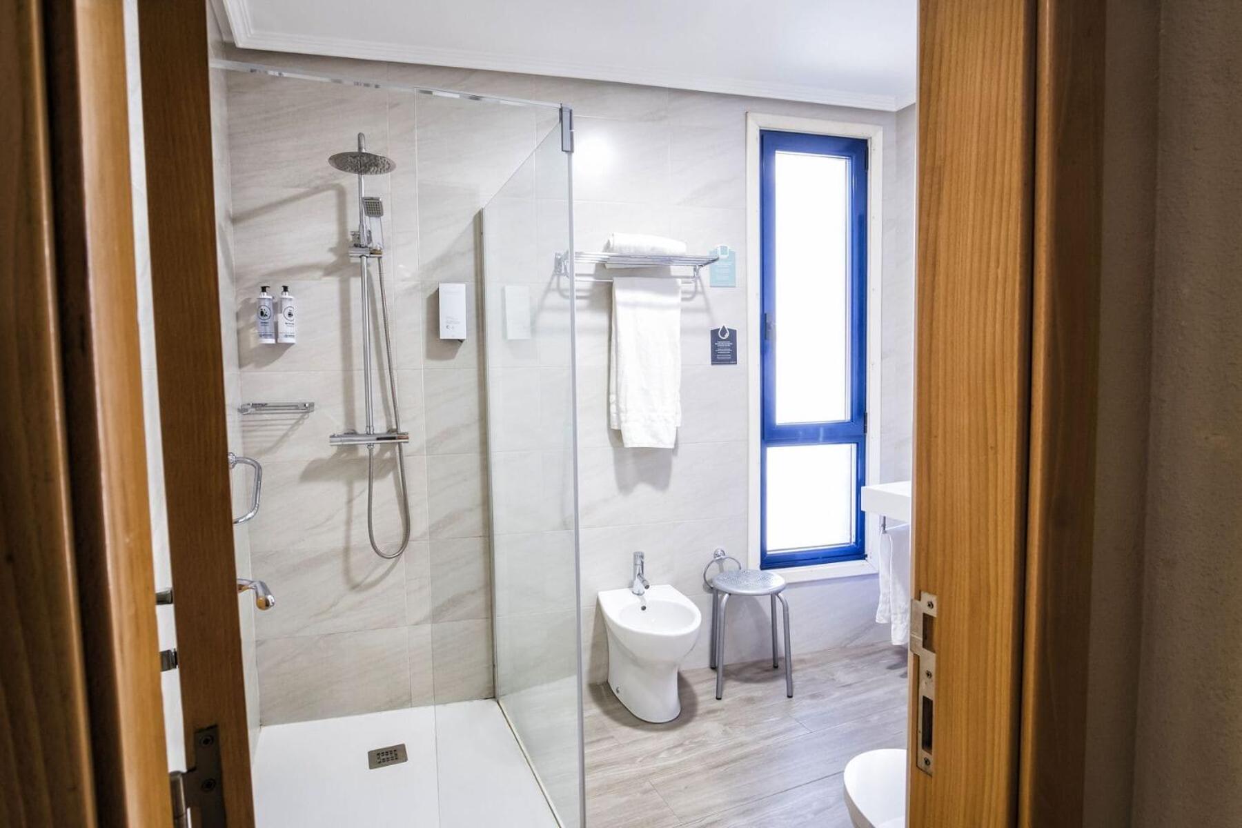 Hotel Alda Castelao Вилагарсия де Ароуса Екстериор снимка