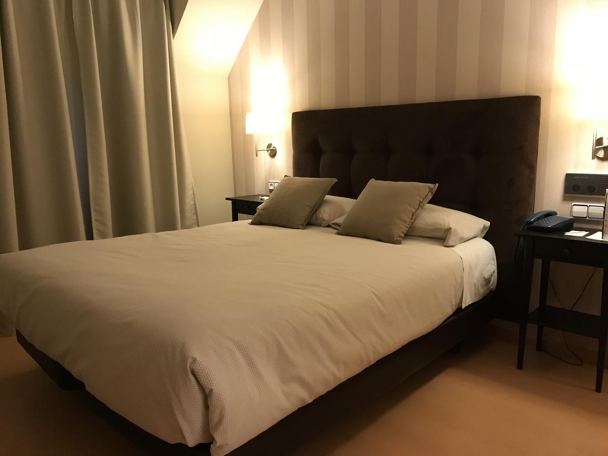 Hotel Alda Castelao Вилагарсия де Ароуса Екстериор снимка